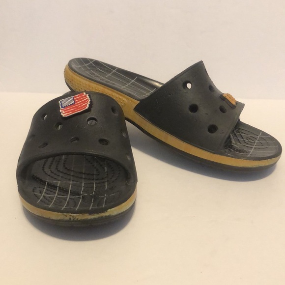 Luke Combs X Crocs Classic Bootlegger Unisex Black Slide Sandals - Picture 2 of 8